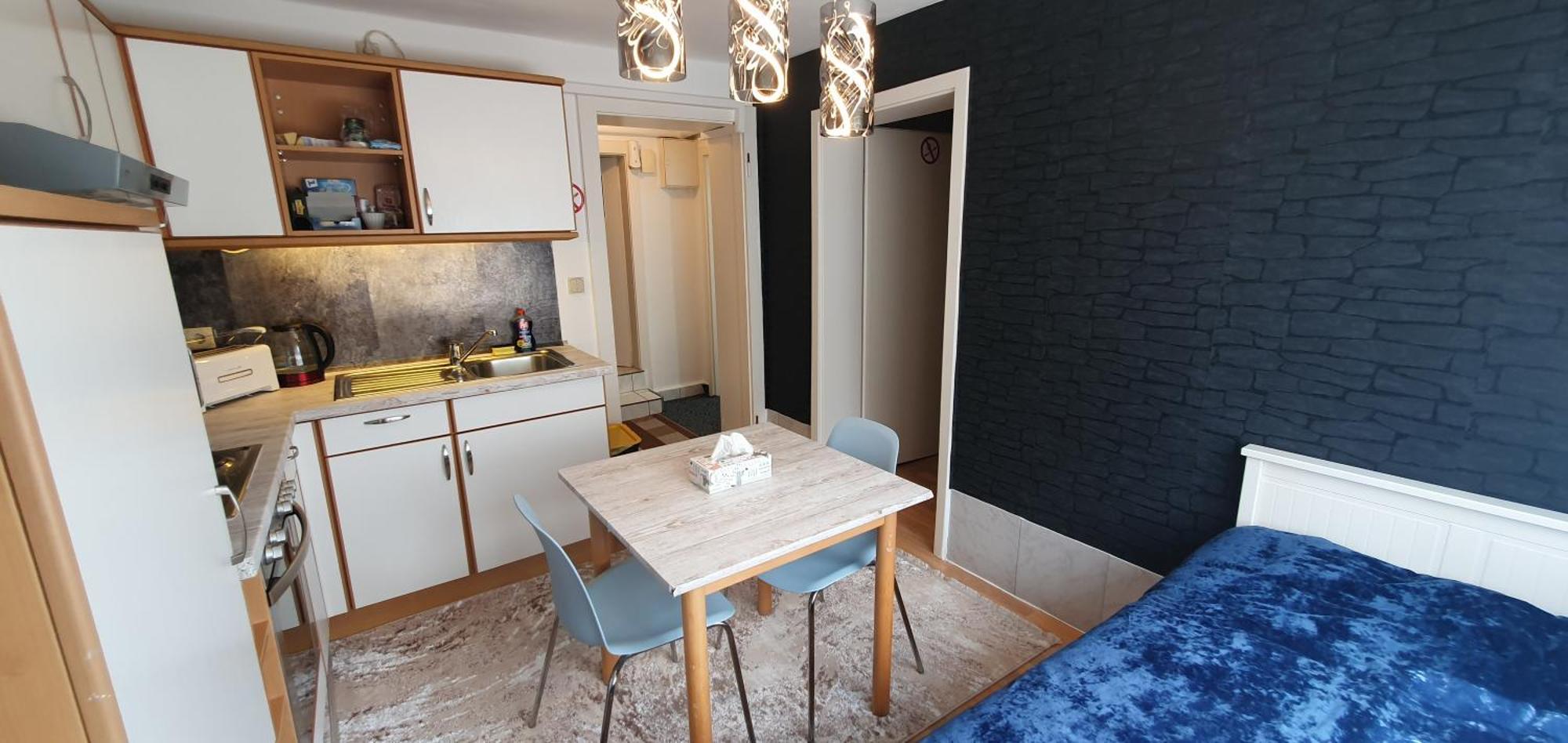 Larisa's Nr 10 Mit Parkplatz Appartement Hambourg